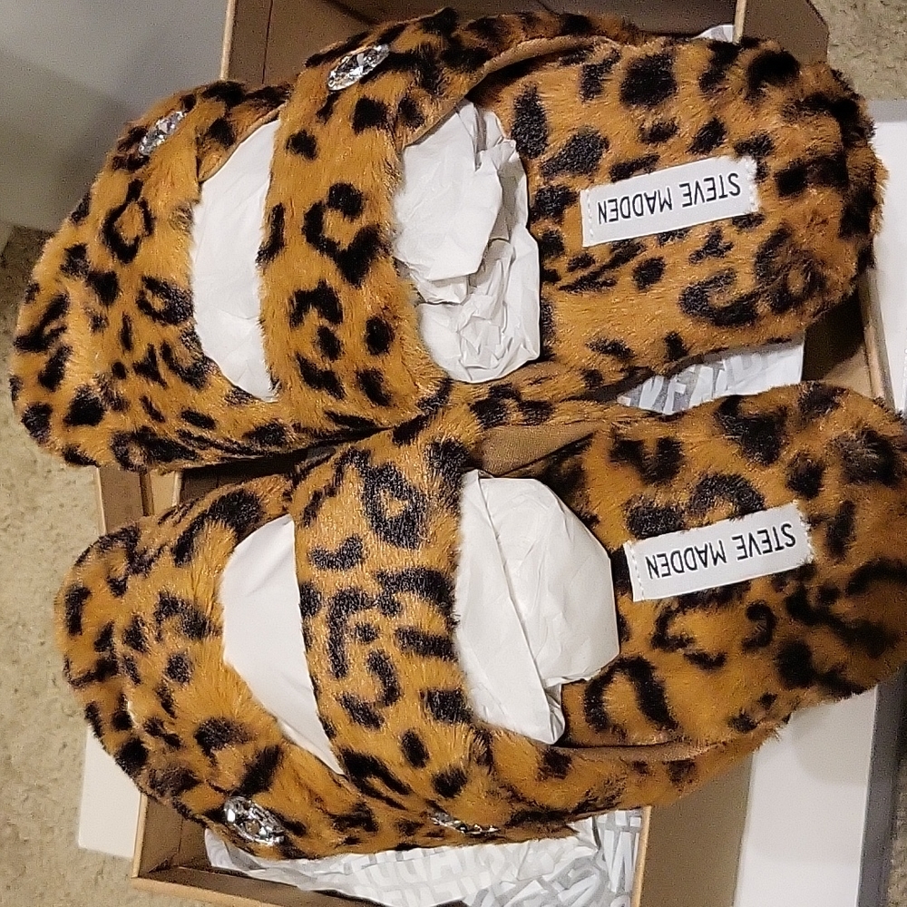 NIB slippers